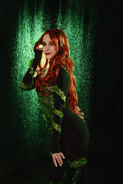 Merry Christmas from Poison Ivy (Cosplaying Cryptid) 60 upvotes &183; 7 comments. . Poison ivy nsfw